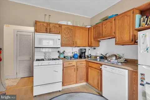 102 E Park Ave, Haddonfield, NJ 08033 photo 16