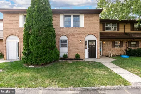 207 La Cascata, Clementon, NJ 08021