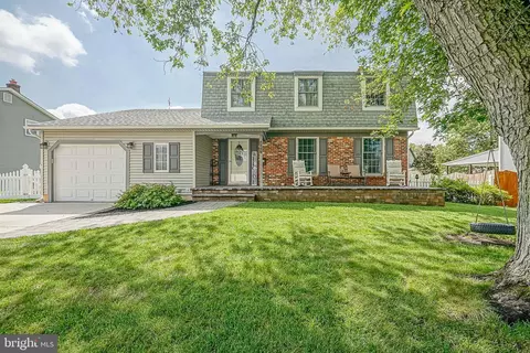 368 Roberts Dr, Somerdale, NJ 08083