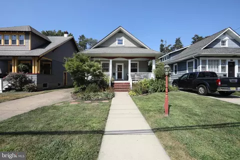 257 Stratford Ave, Westmont, NJ 08108