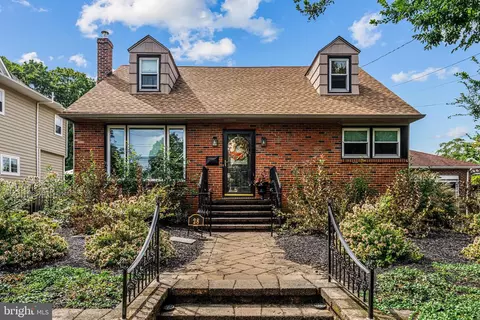 28 W Summit Ave, Haddonfield, NJ 08033 photo 2