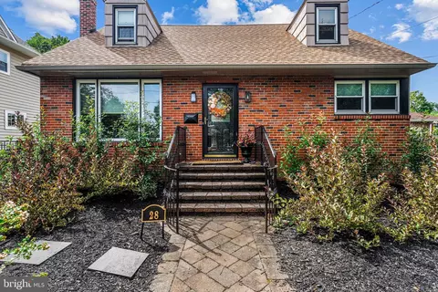 28 W Summit Ave, Haddonfield, NJ 08033 photo 3