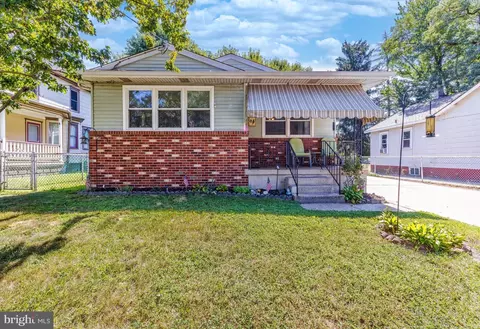 4 Lane Ave, Gloucester City, NJ 08030