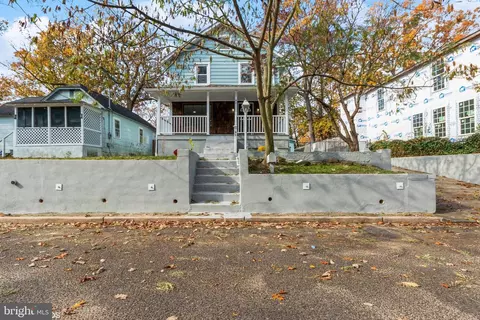 31 Clementon Ave, Clementon, NJ 08021