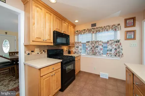 1204 Wayne Rd, Haddonfield, NJ 08033 photo 3