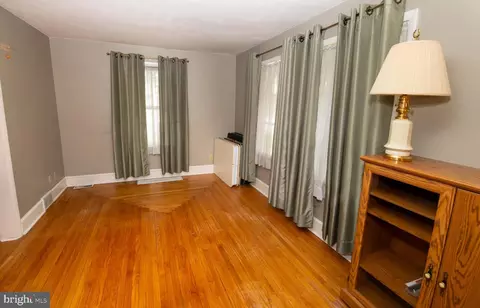 332 E Linden Ave, Lindenwold, NJ 08021 photo 12