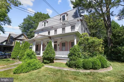 121 Centre St, Haddonfield, NJ 08033 photo 5