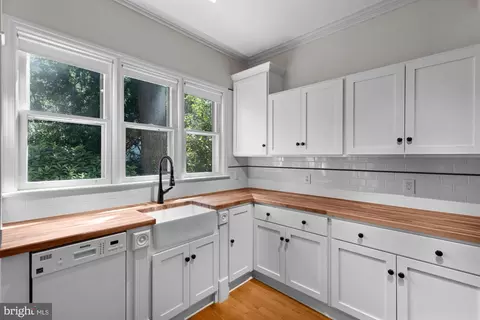 121 Centre St, Haddonfield, NJ 08033 photo 20