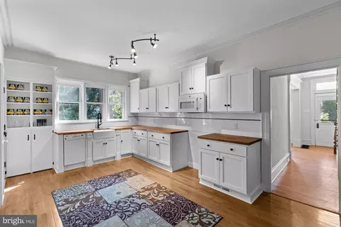 121 Centre St, Haddonfield, NJ 08033 photo 22