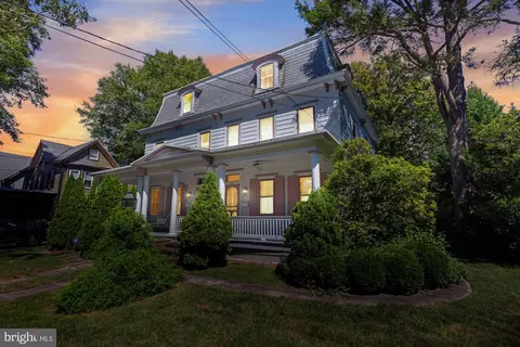 121 Centre St, Haddonfield, NJ 08033 photo 4