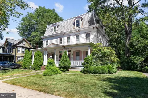 121 Centre St, Haddonfield, NJ 08033 photo 3