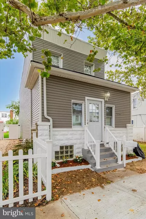 1036 N 32nd St, Camden, NJ 08105