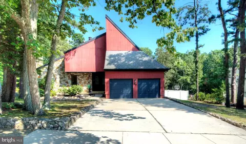 69 Woodstone Dr, Voorhees, NJ 08043