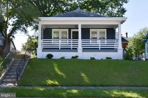 215 Cypress Ave, Oaklyn, NJ 08107