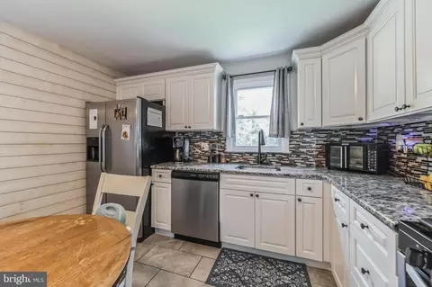 529 8th Ave, Lindenwold, NJ 08021 photo 14