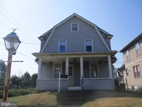 942 Chambers Ave, Gloucester City, NJ 08030