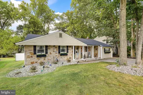 1912 Huntington Dr, Cherry Hill, NJ 08003