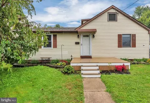 803 Rambler Ave, Runnemede, NJ 08078