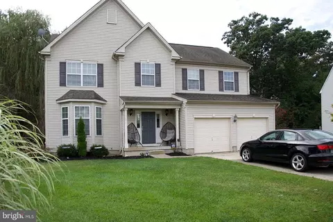15 Conifer Way, Sicklerville, NJ 08081