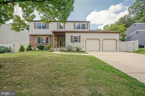 42 N Green Acre Dr, Cherry Hill, NJ 08003