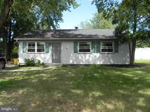 76 Highland Ave, Sicklerville, NJ 08081