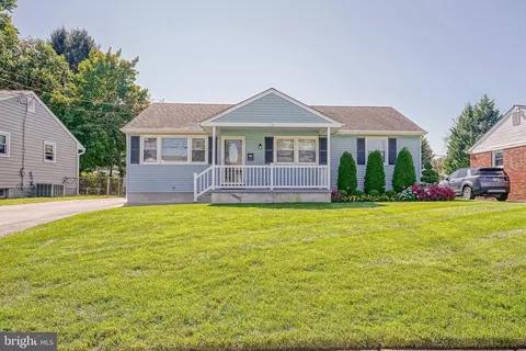 716 W Harrison Ave, Magnolia, NJ 08049