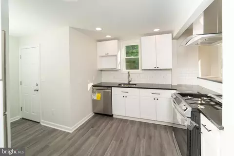 324 E 3rd Ave, Runnemede, NJ 08078 photo 8