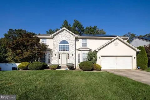 21 High Woods Ave, Sicklerville, NJ 08081
