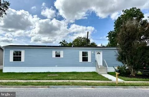 1205 Farrell Ave #4, Cherry Hill, NJ 08002