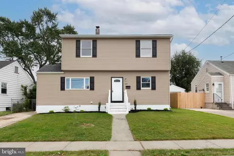 209 Warren Ave, Bellmawr, NJ 08031