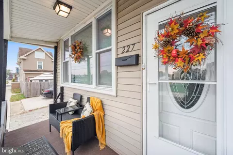 227 5th St, Gloucester City, NJ 08030