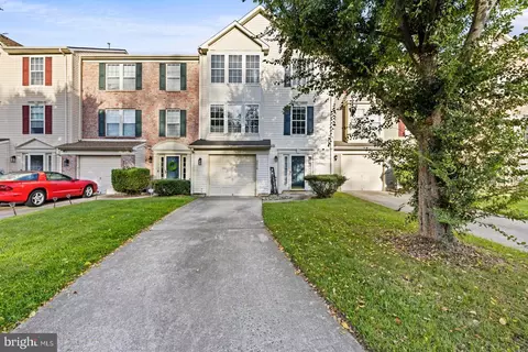 2016 Broadacres Dr, Clementon, NJ 08021