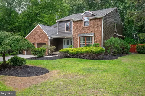 21 Fir Ln, Voorhees, NJ 08043