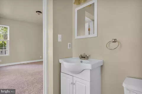 506 E Linden Ave, Lindenwold, NJ 08021 photo 9