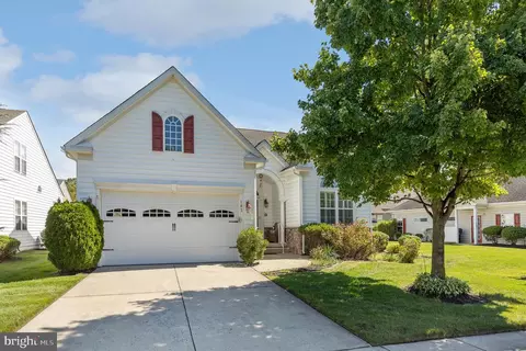183 Hearthstone Dr, Berlin, NJ 08009