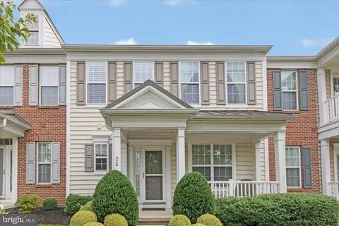 28 Alyce Ln, Voorhees, NJ 08043