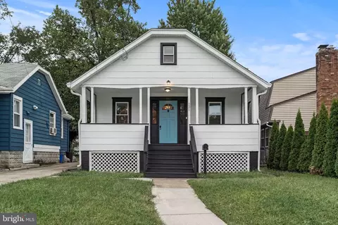121 Reading Ave, Oaklyn, NJ 08107