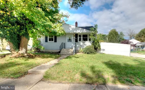 700 W Park Ave, Lindenwold, NJ 08021