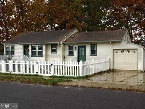 800 Erial Rd, Pine Hill, NJ 08021