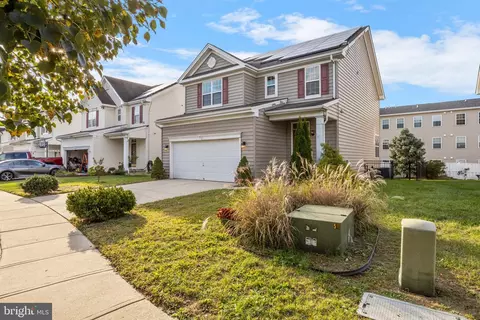 19 Springdale Dr, Gloucester City, NJ 08030