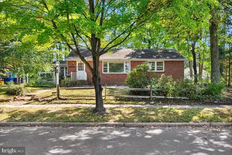 433 Glen Ave, Laurel Springs, NJ 08021 photo 2