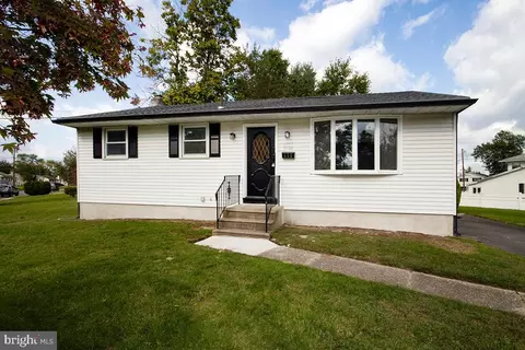 153 Lehigh Ave, Blackwood, NJ 08012