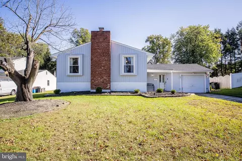 24 Bull Run Rd, Clementon, NJ 08021