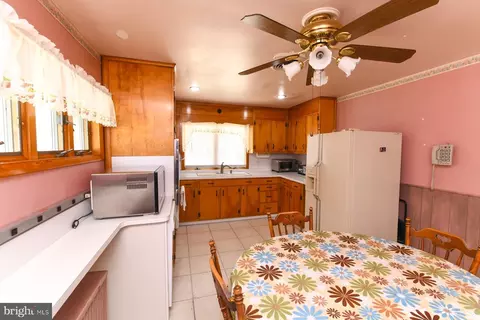 921 Kayser Ave, Pine Hill, NJ 08021 photo 9
