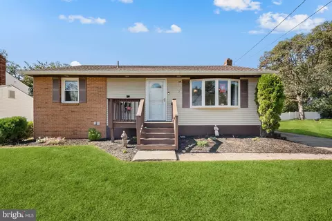 107 Central Ave, Glendora, NJ 08029