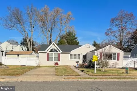 79 Virginia Ave, Westmont, NJ 08108