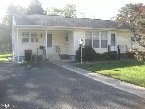 958 Jarvis Rd, Sicklerville, NJ 08081