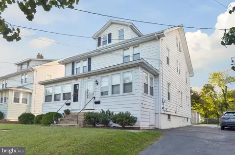 231 Addison Ave, Westmont, NJ 08108