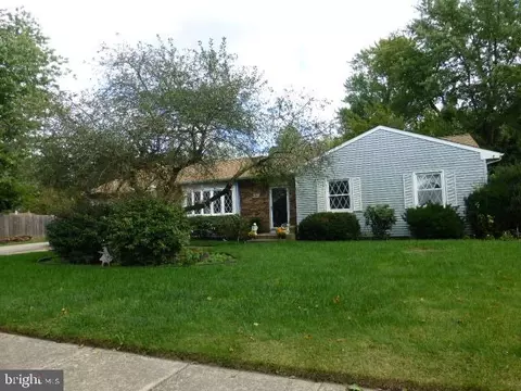 4 Wayside Rd, Berlin, NJ 08009