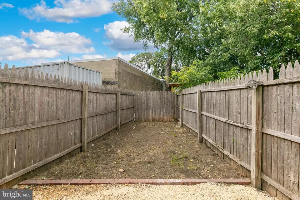  241 3rd St, Gloucester City, NJ 08030 photo 18